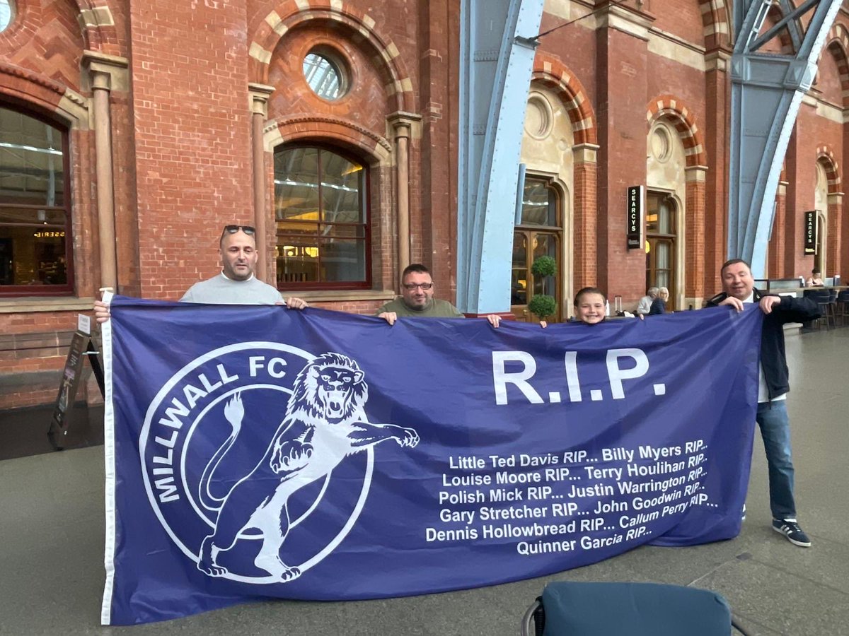 Gary Davis tweet media