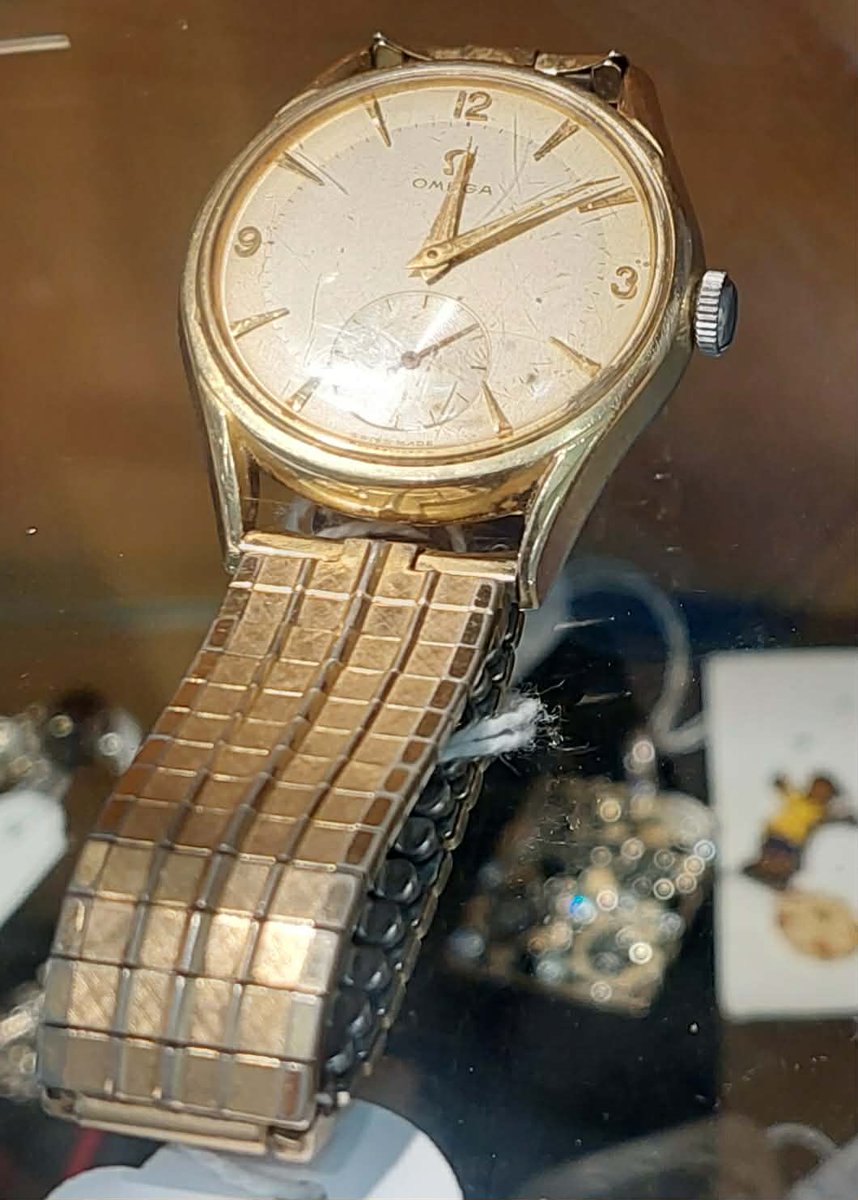 Omega vintage watch... I want informations someone out there who can help me???
#omega
#watch
#clock
#vintagewatch
#wristwatch