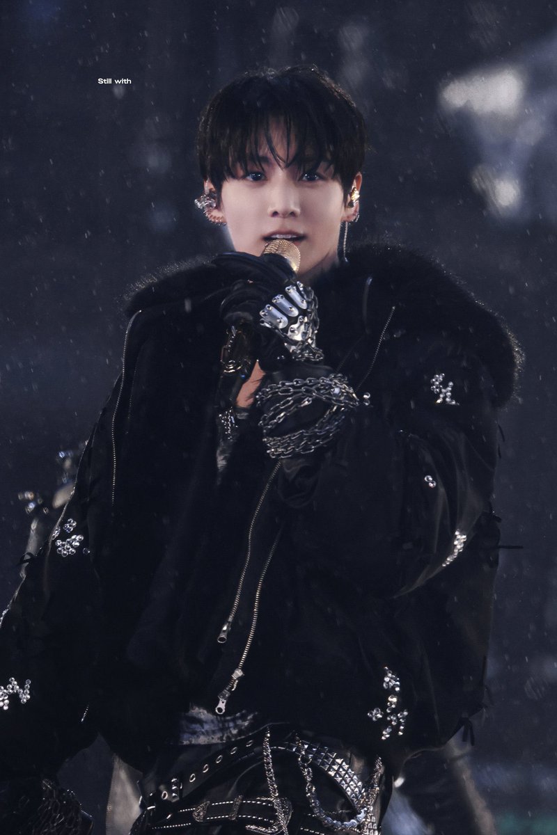 JUNGKOOK_901JK's tweet image. 次はどんな姿が見られるか

楽しみですね

#JK  #정국　#JUNGKOOK