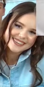 Nie wiem, co to za jedna, ale jej zachowanie było najbardziej obrzydliwe ze wszystkich. Cały czas się wdzięczyła do kamery, przeglądała w live'ie i miała takie parcie jak nikt inny. Szkoda, że się nie da cancelować noname'ów.
#cancerfighters #łatwogang