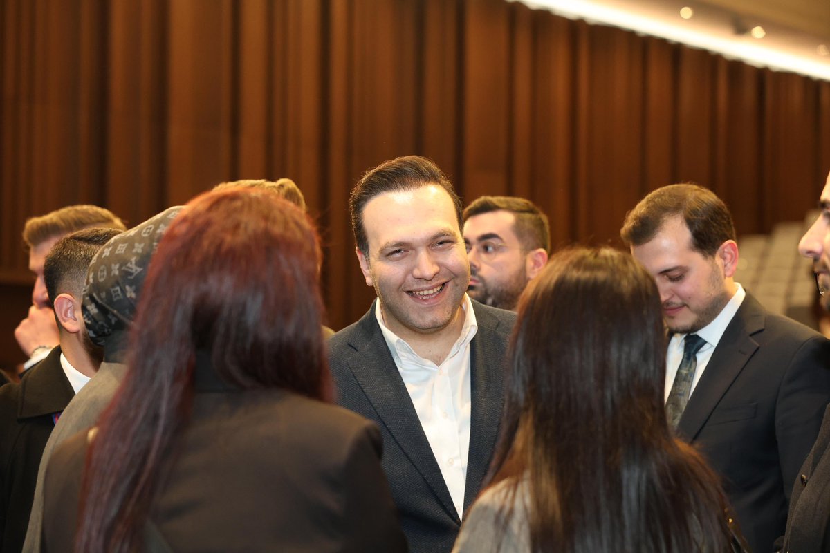 avyusufibis's tweet photo. 📍AK Parti Genel Merkezi

Üniversiteli gençlerimizi Genel Merkez’imizde ağırlamaya devam ediyoruz.

Bu hafta da farklı üniversitelerden gelen 5️⃣0️⃣0️⃣ genç arkadaşımızla bir araya geldik, sorularını cevapladık.

AK Gençlik olarak bizleri “Her Anınızda, Hep Yanınızda” görmeye devam edeceksiniz!🚀