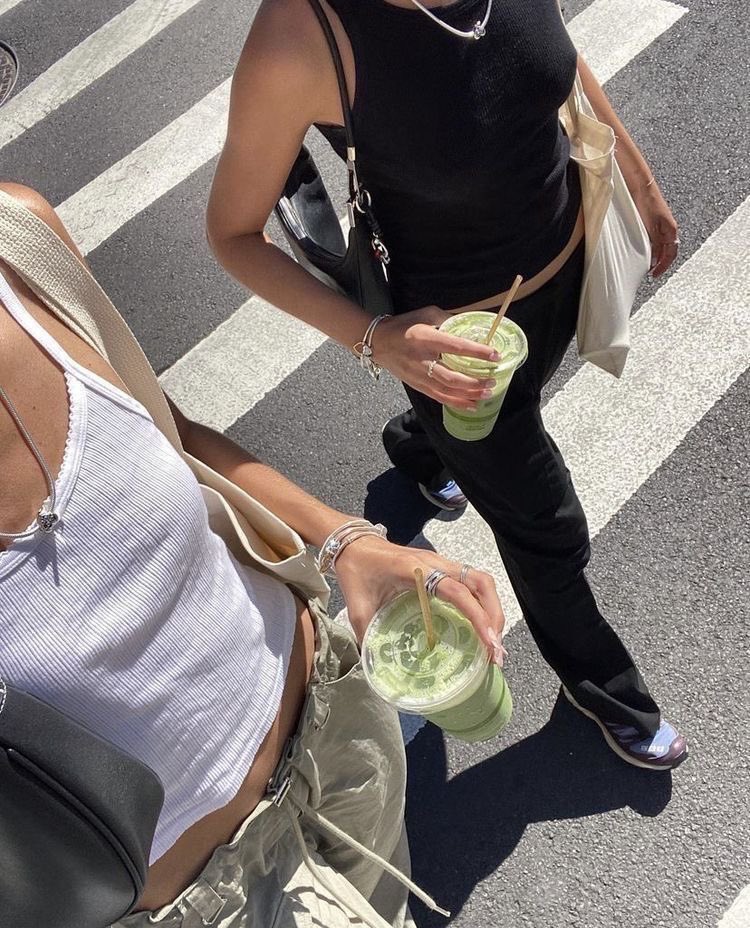 𝒞𝓁𝒶𝓈𝓈𝓎 tweet media