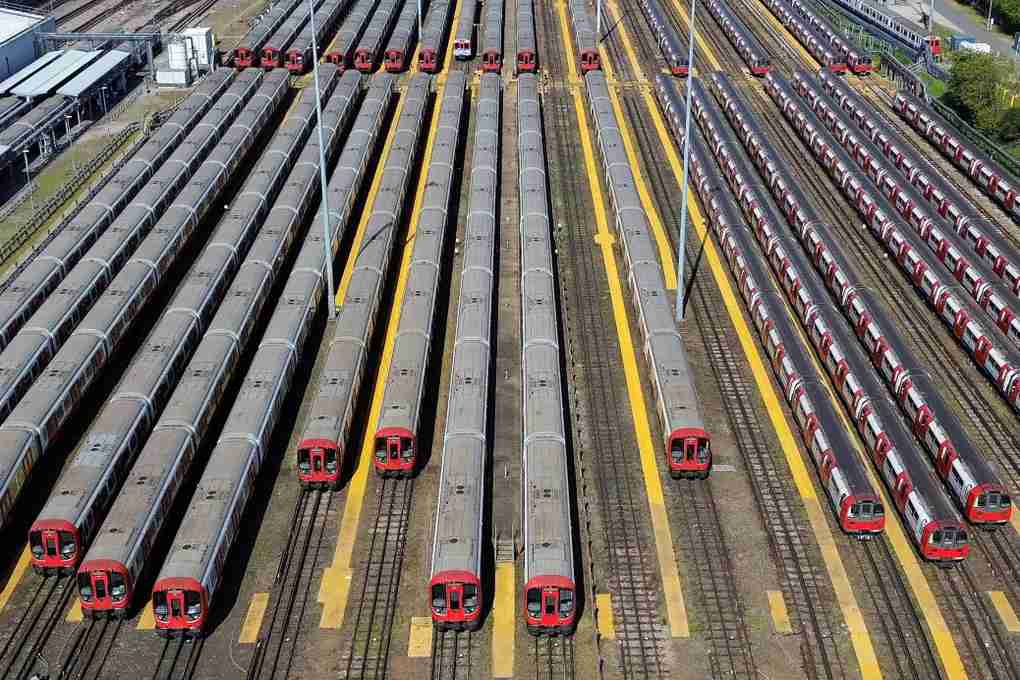 thandojo's tweet image. #London, #UK
#Tube #trains parked up at Neasden depot as #strikes begin in London