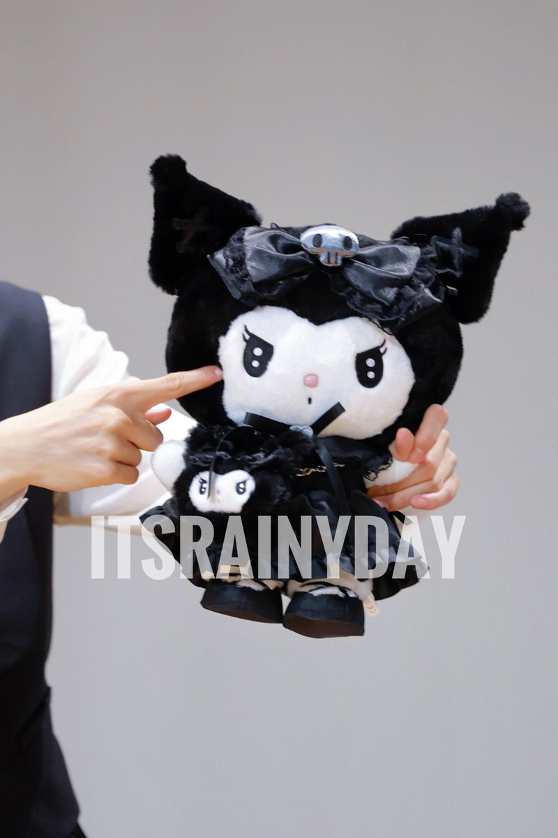 비 오는 날🌧️ tweet media