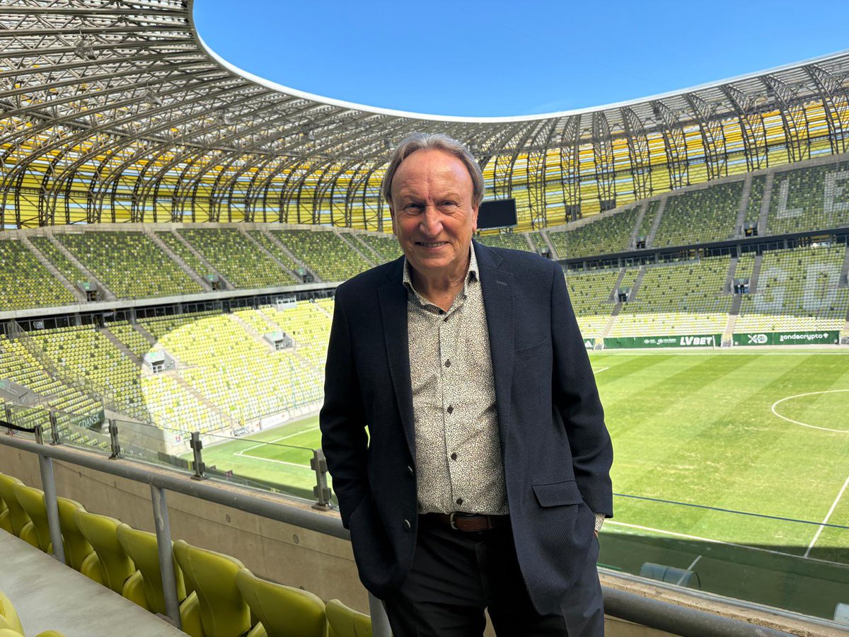 Neil Warnock tweet media