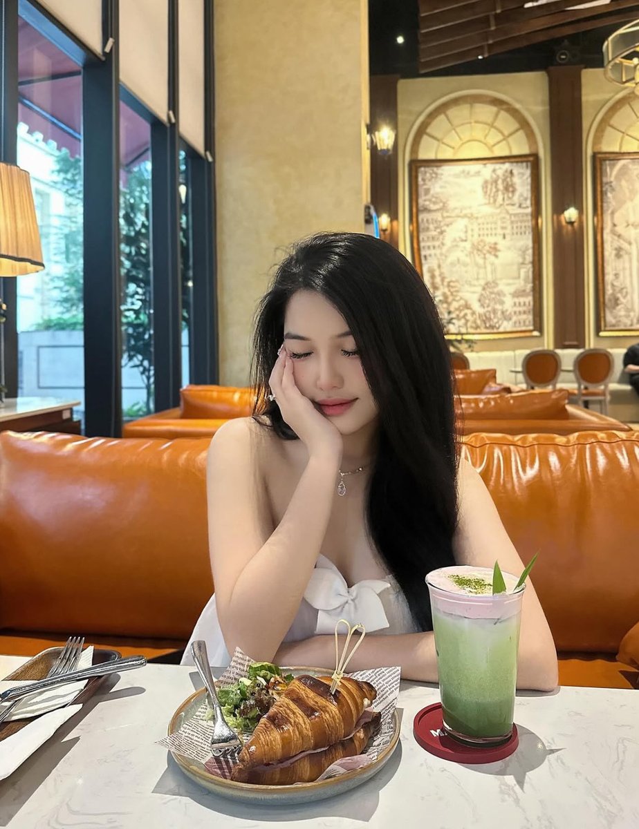 Phương Ly tweet media