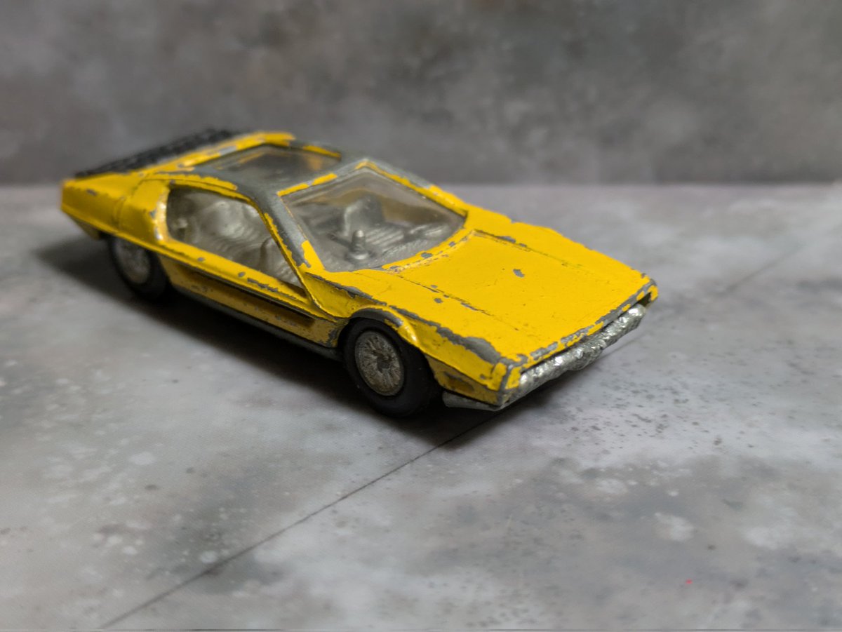 highmacs's tweet image. 1967 Lamborghini Marzal concept car designed by Bertone. 

#Speedy
#ランボルギーニを貼って下さい