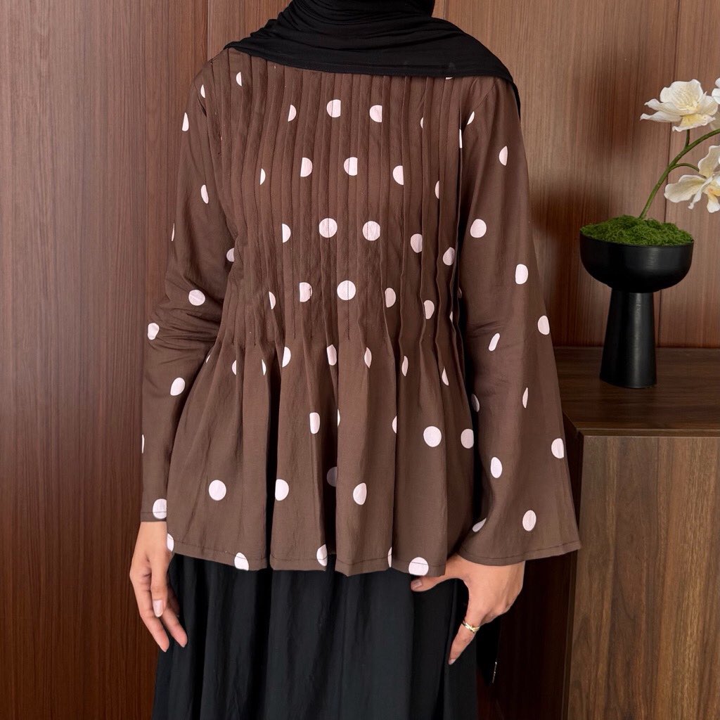 llovecloud's tweet photo. ⋆. 𐙚˚࿔ Rekomendasi outfit polkadot di shopee 🍊 𝜗𝜚˚⋆

— a thread ‧₊˚🖇️✩ 

#racunshopee https://t.co/TDkWtKCXFi