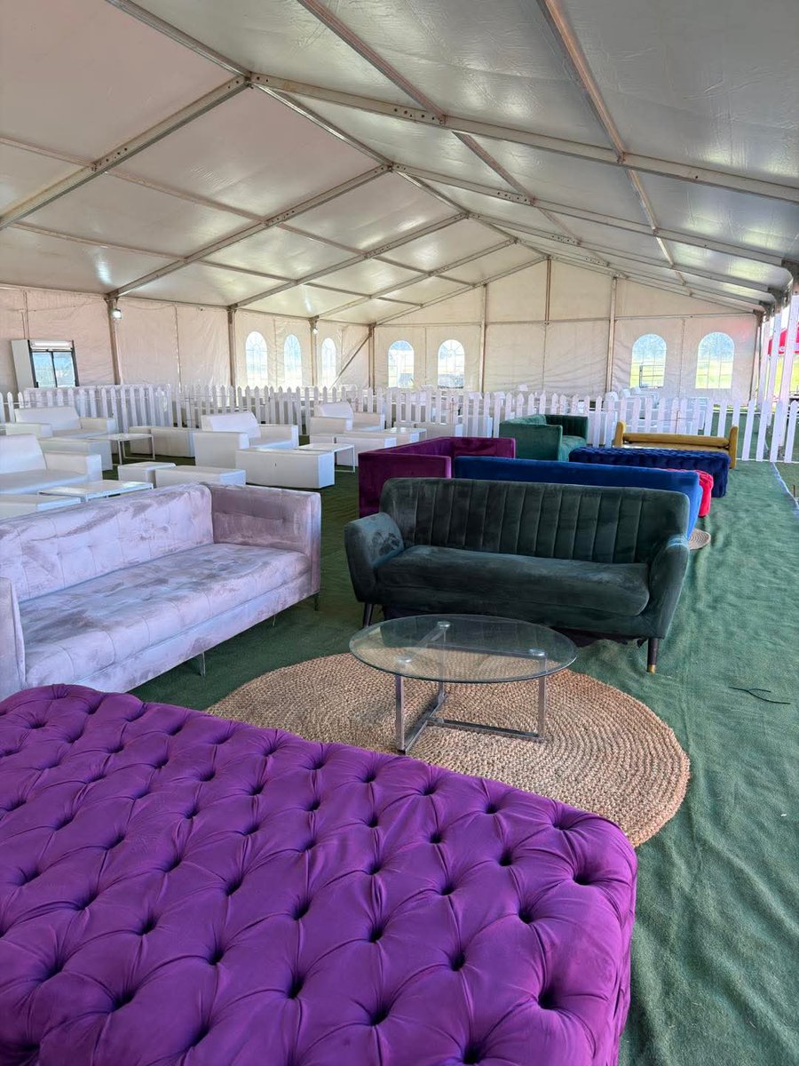 ThobieThosh👑 tweet media