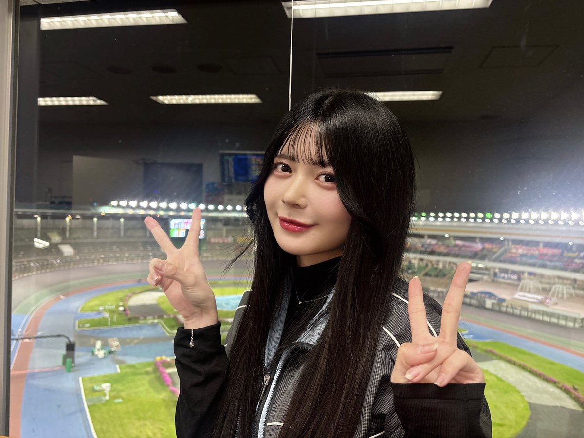 紡木 吏佐 tweet media