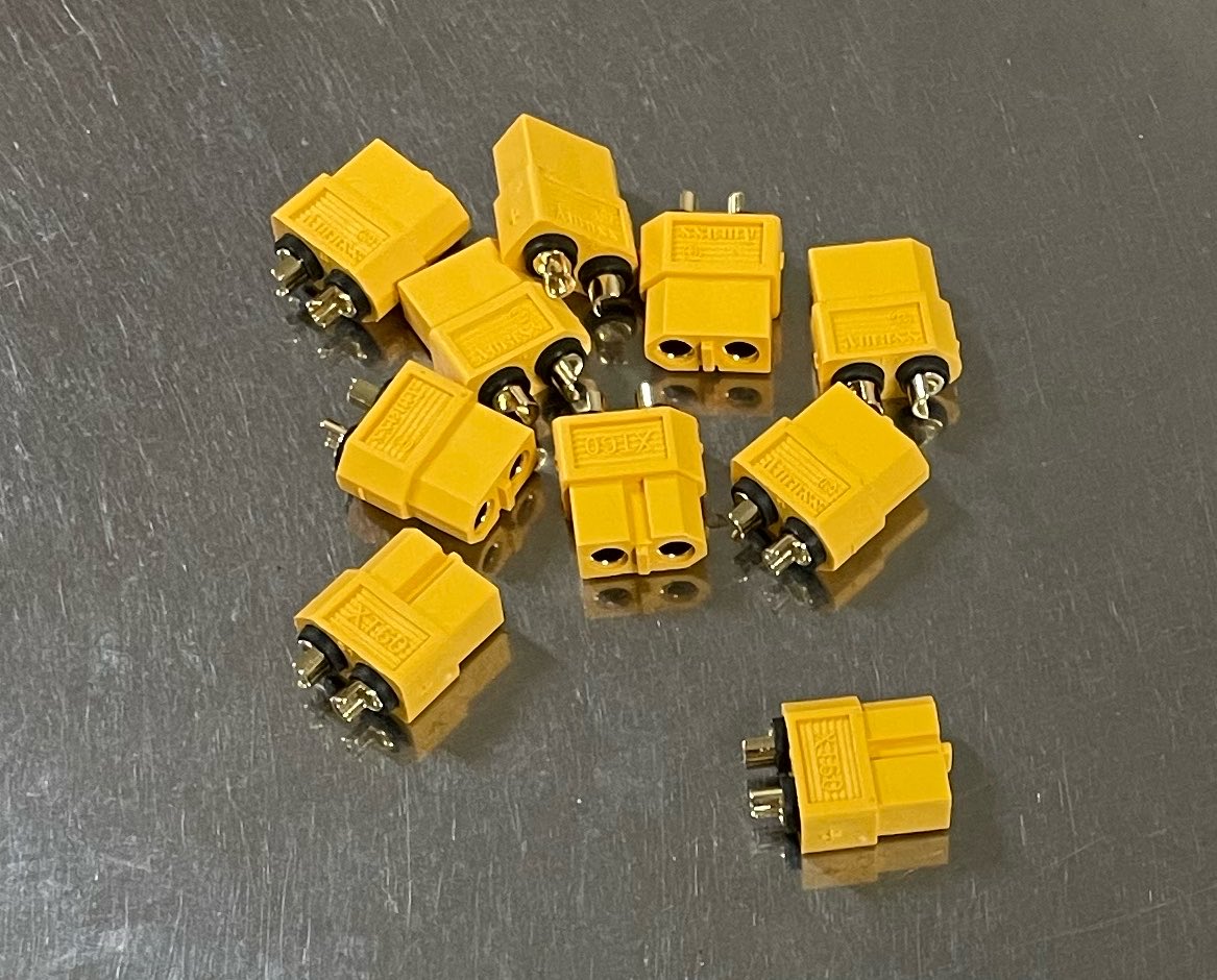 LilianCeng98's tweet image. ⚡ Amass XT60(Z)-F – Injection Molded Connector

✅ Original Amass – reliable quality
✅ 2-pin design for high current
✅ Injection molded – no extra heat shrink needed
✅ Built for drones, RC, and lithium battery packs

#XT60F #Amass #DroneConnector #HighCurrent #RCBattery
