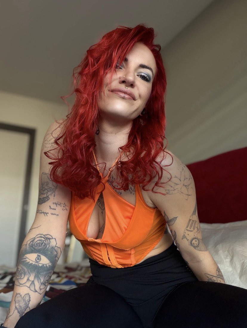 Adele 🍒 tweet media