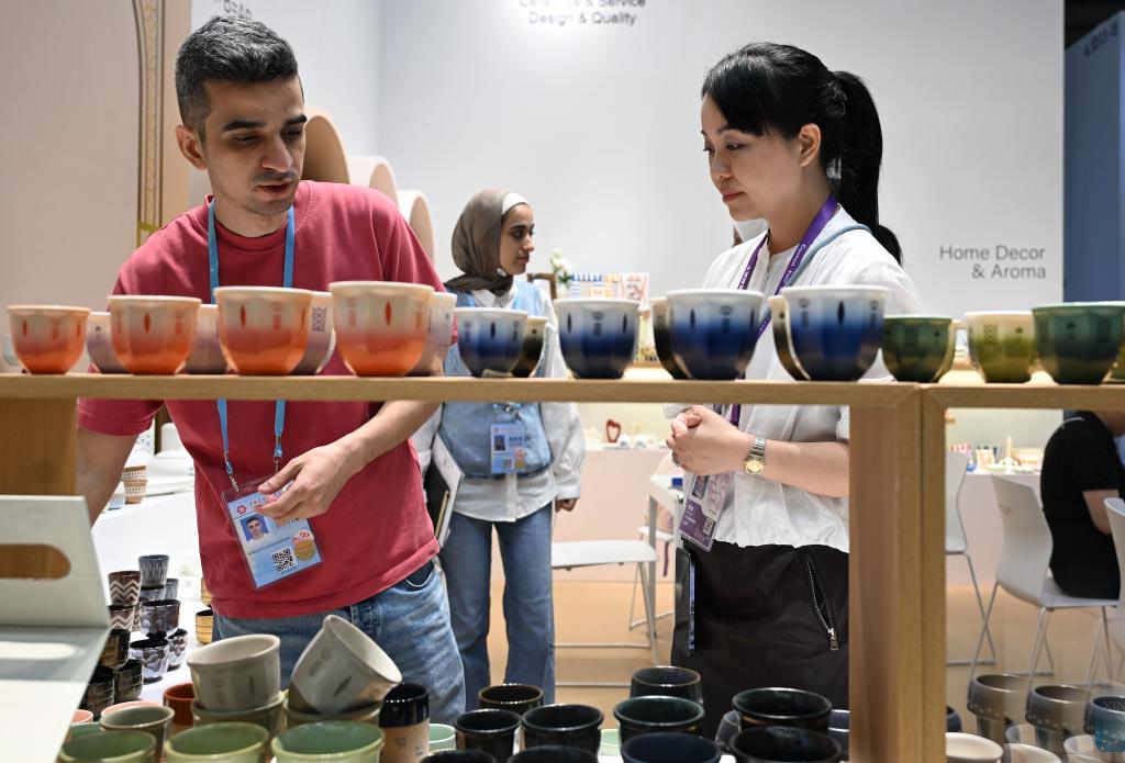 thandojo's tweet image. Second phase of 139th #Canton #Fair kicks off, #China