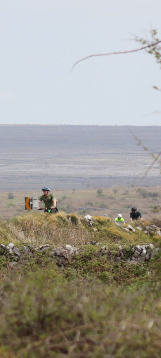 BDuffma's tweet image. #Clare #Burren #ThePhotoHour 🟡🔵🖤🤍💚💛⚪️⚫️ #200daysofwalking  #CliffsofMoherCycleChallenge2026 is underway!