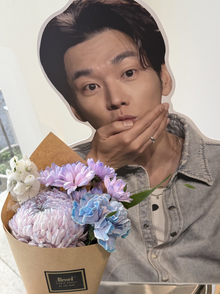 영광시껌딱지 tweet media