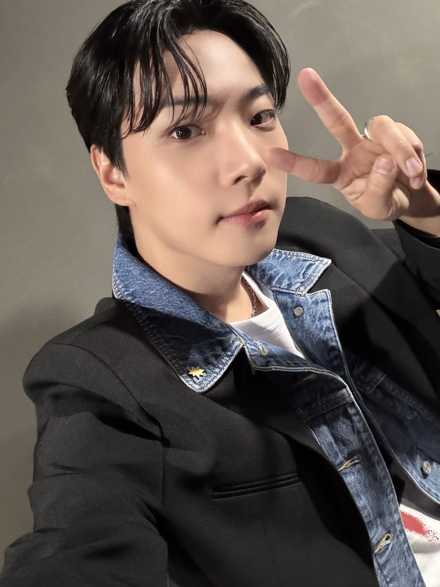 온앤오프 (ONF) tweet media