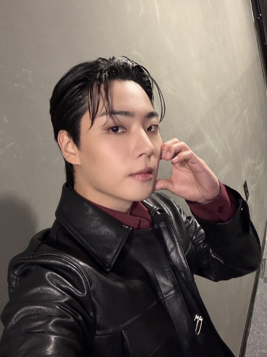 온앤오프 (ONF) tweet media