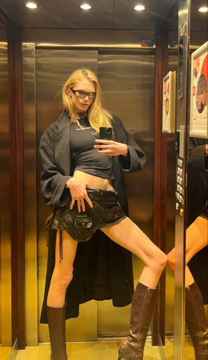 ೀ⋆.˚ dahlia 🎐 tweet media