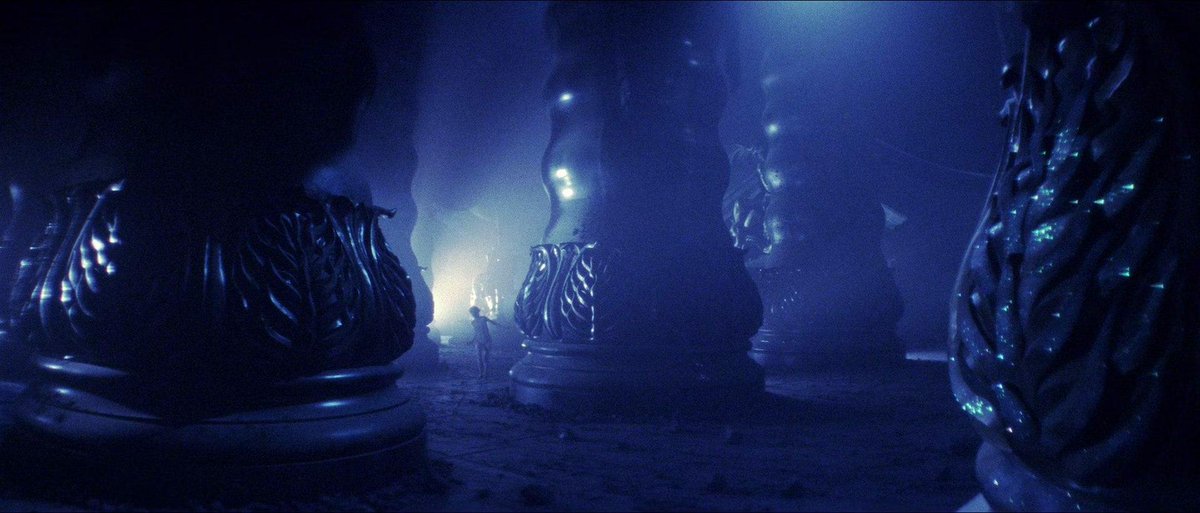e_ranzani's tweet photo. @ATRightMovies Legend - shot by the late, largerly-forgotten Alex Thompson BSC. Whatever thin plot it does have, it gets in the imagery's way. BTW - stay away from the US cut. https://t.co/s56Fe8pQba