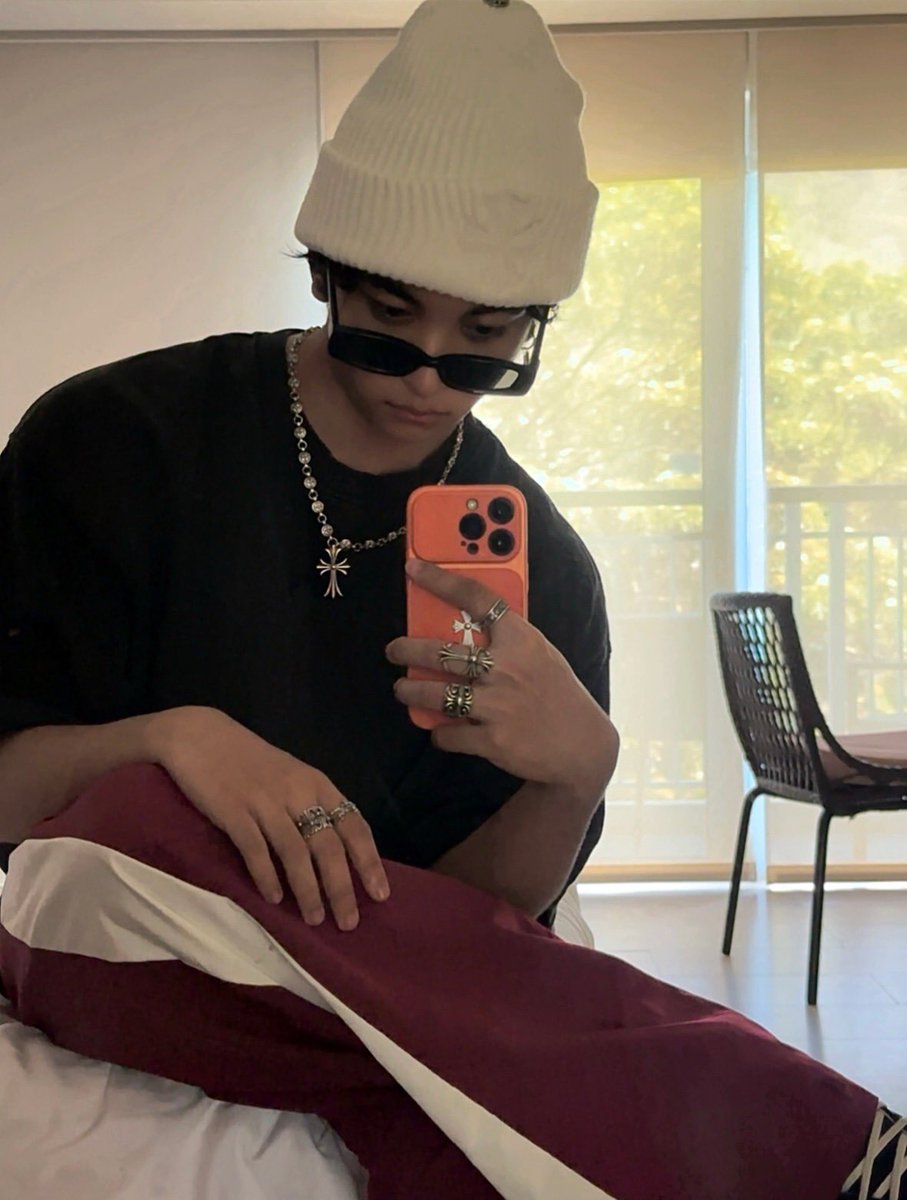 hori7on_sky's tweet image. Good night,Marcus 🌙
"Trust in the Lord with all your heart and lean not on your own understanding." - Proverbs 3:5
Father, help Marcus  trust You with everything on his heart. Guide his steps, calm his thoughts, and strengthen his faith. 

 #HORI7ON #호라이즌 
 #MARCUS #마커스