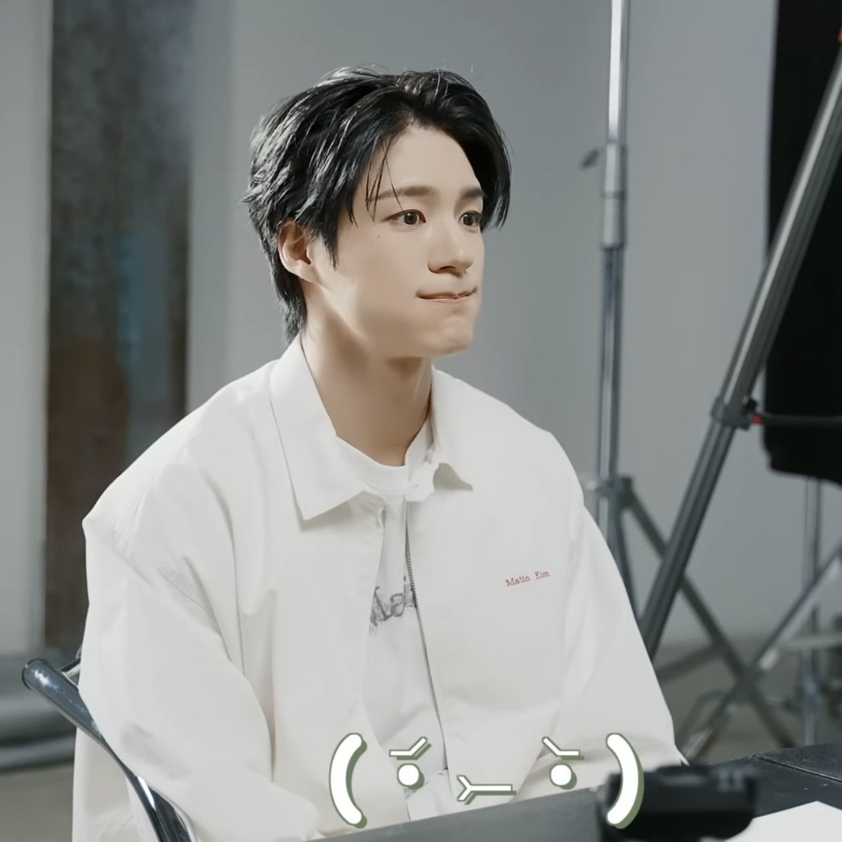 .             the art                                          the artist