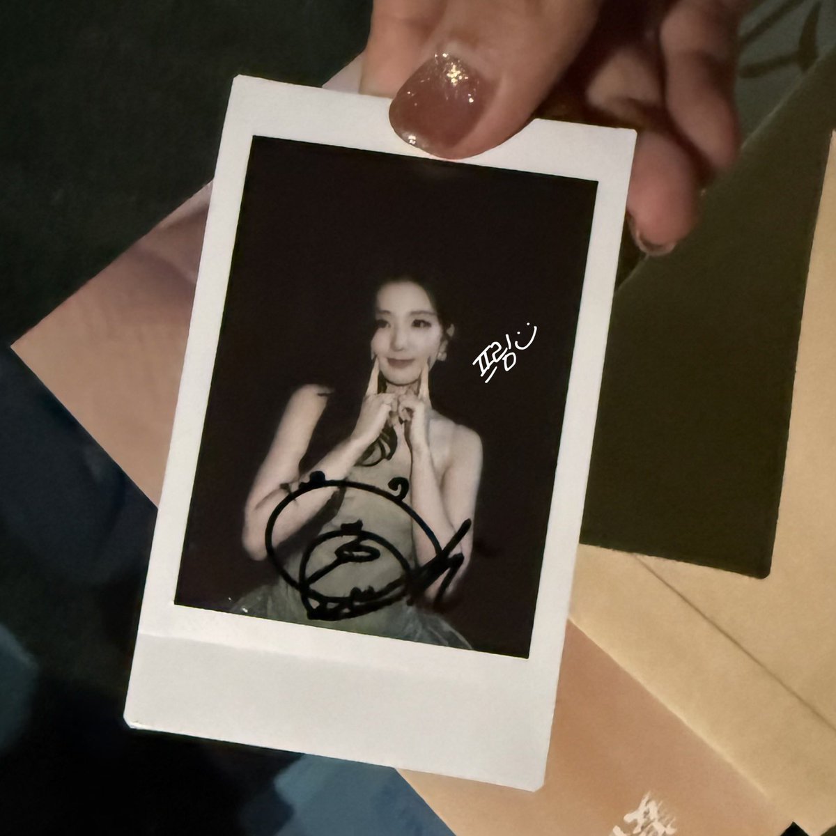 พริมฐือ 아슬2 “TLIT” 💛🩷 tweet media