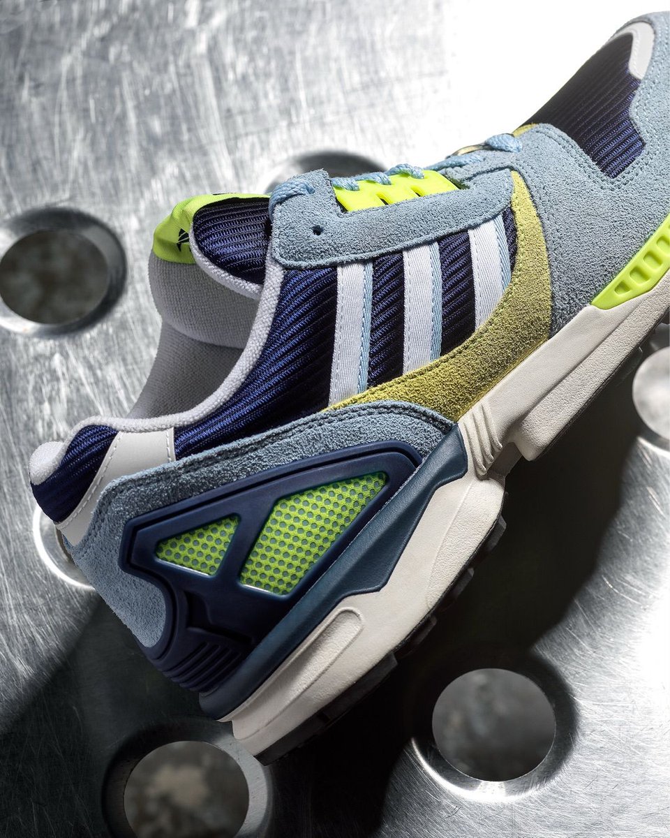 引退 The recently released adidas ZX 8000's🔥 Claim 15% off with code