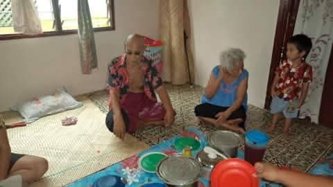 Morineti5's tweet photo. Paternal grandparents One of our respected elders from Uma Village, Grandpa Aree and Nanny Atopa
Kuria/Aranuka/Abemama and Banaba Verses tei Onotoa n kakaiaki https://t.co/EarwF4ikN2