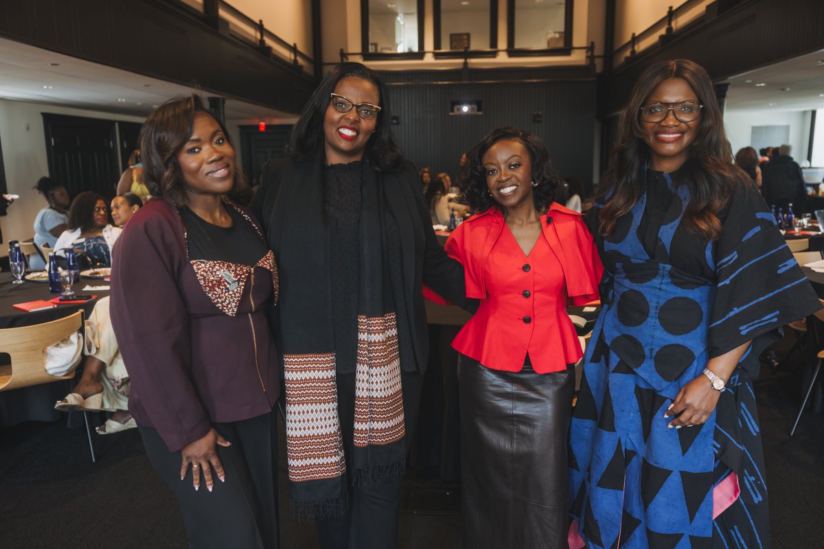 DineDiaspora's tweet photo. We kicked off the 4th annual #BlackWomenInFood Summit with our Executive Leadership Workshop and Luncheon at the historic True Reformer Building to reflect, connect, and strategize on our next moves in this industry. We are so grateful for this community as we ascend together! ✨ https://t.co/Wr8TWUmJnu