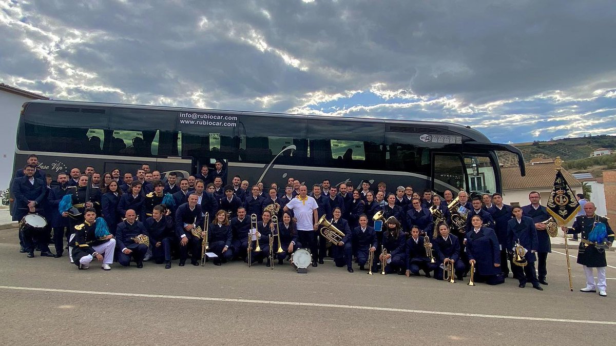 📣 I Certamen Nacional de Bandes La Pobla de Mafumet🎺🥁🔥

Avui presentem <a href="/Amarrado_Avila/">El Amarrado de Ávila</a> 🔥
Referent de cornetes i tambors fora d’Andalusia des de 1998.
Tradició, evolució i emoció a cada nota.
🎺Música que no només s’escolta… es sent. 

#1certamenpoblademafumet #sonsitradicio