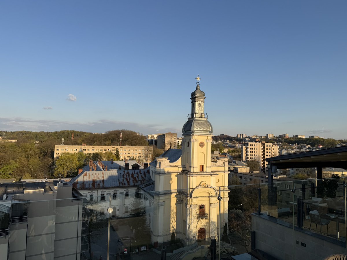 Bob32801's tweet photo. Answered another mutual aid call to Ukraine.  The city of Lviv is amazing Was able to do some good work and training for the local professionals and made friendships.  Honored by the opportunity. These are brave hard working people who are making a difference. https://t.co/xyZ0ysnei2