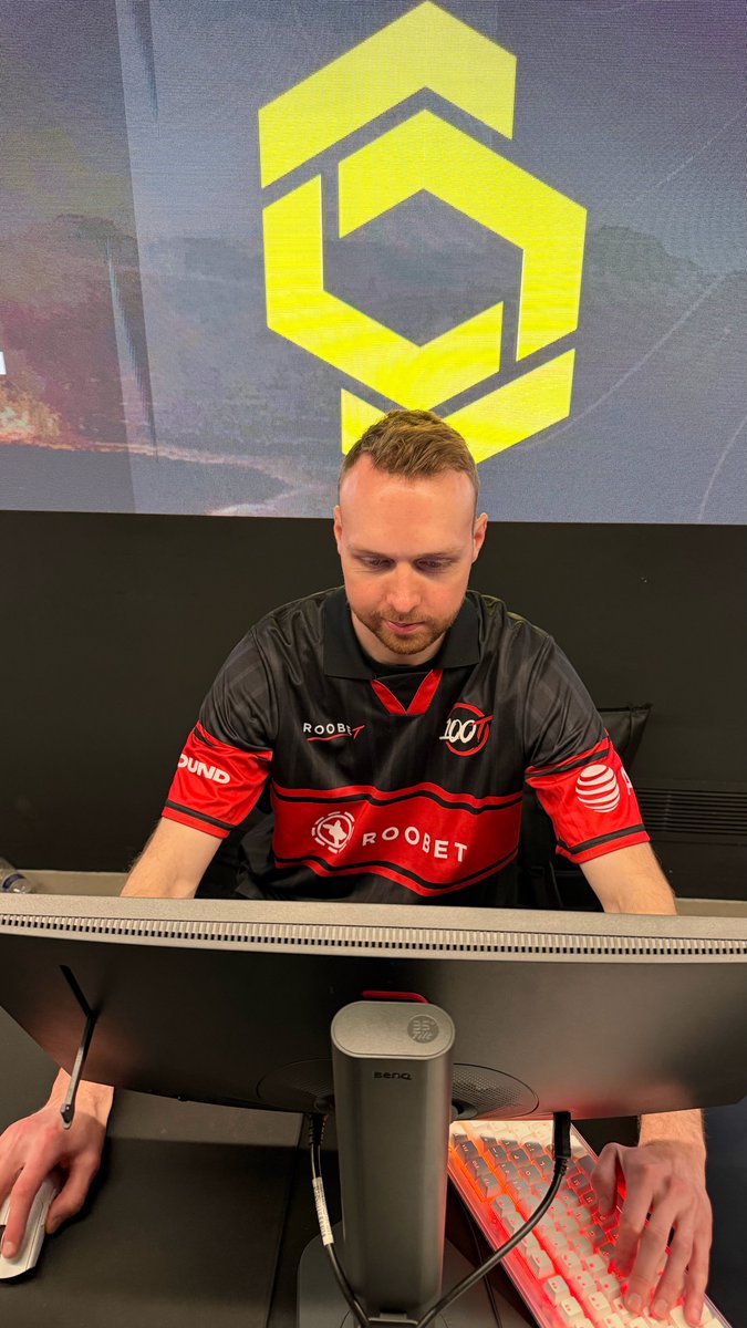 100 Thieves Roobet Counter-Strike tweet media