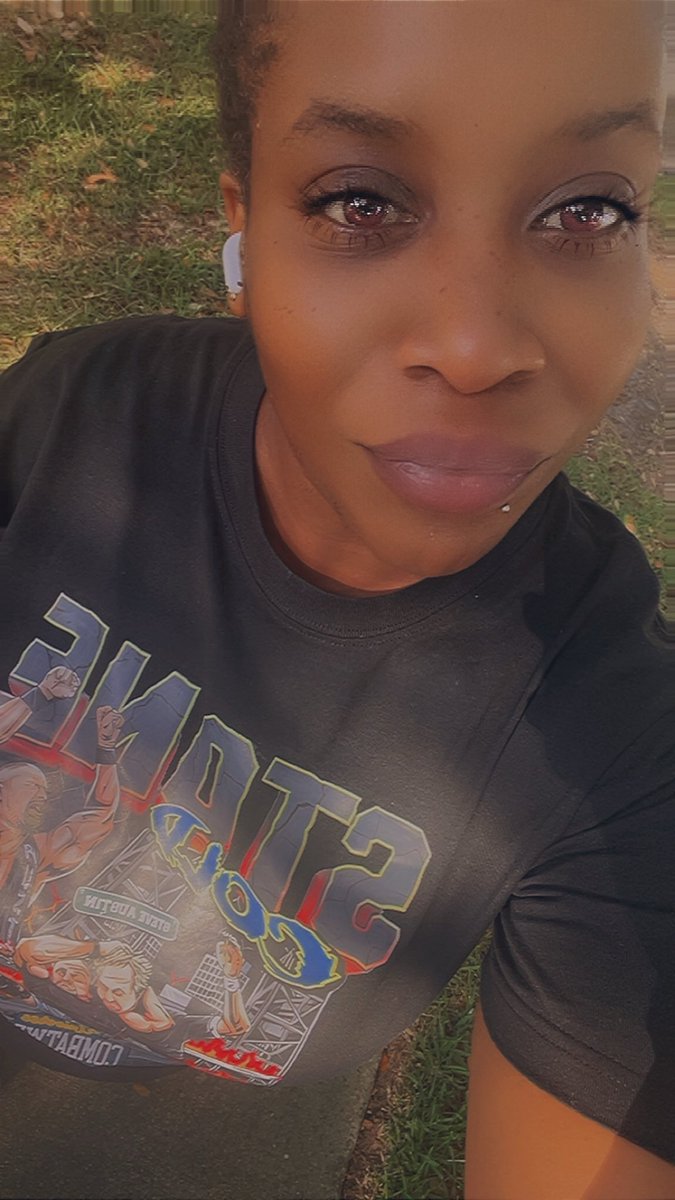 Trecee82728's tweet image. wearing my “Stone Cold Steve Austin” shirt today… 

#workoutmotivation💥
#HappySaturday ✨