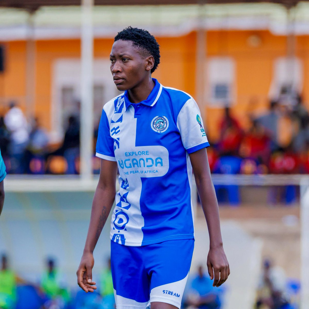 SheCorporateFC's tweet image. Assist Queen, Left Back Queen👑
@SumayaKomuntale delivers again: Two assists in two straight games. She’s mastered the art🫡🫶

#Sharks || #TheInspirers