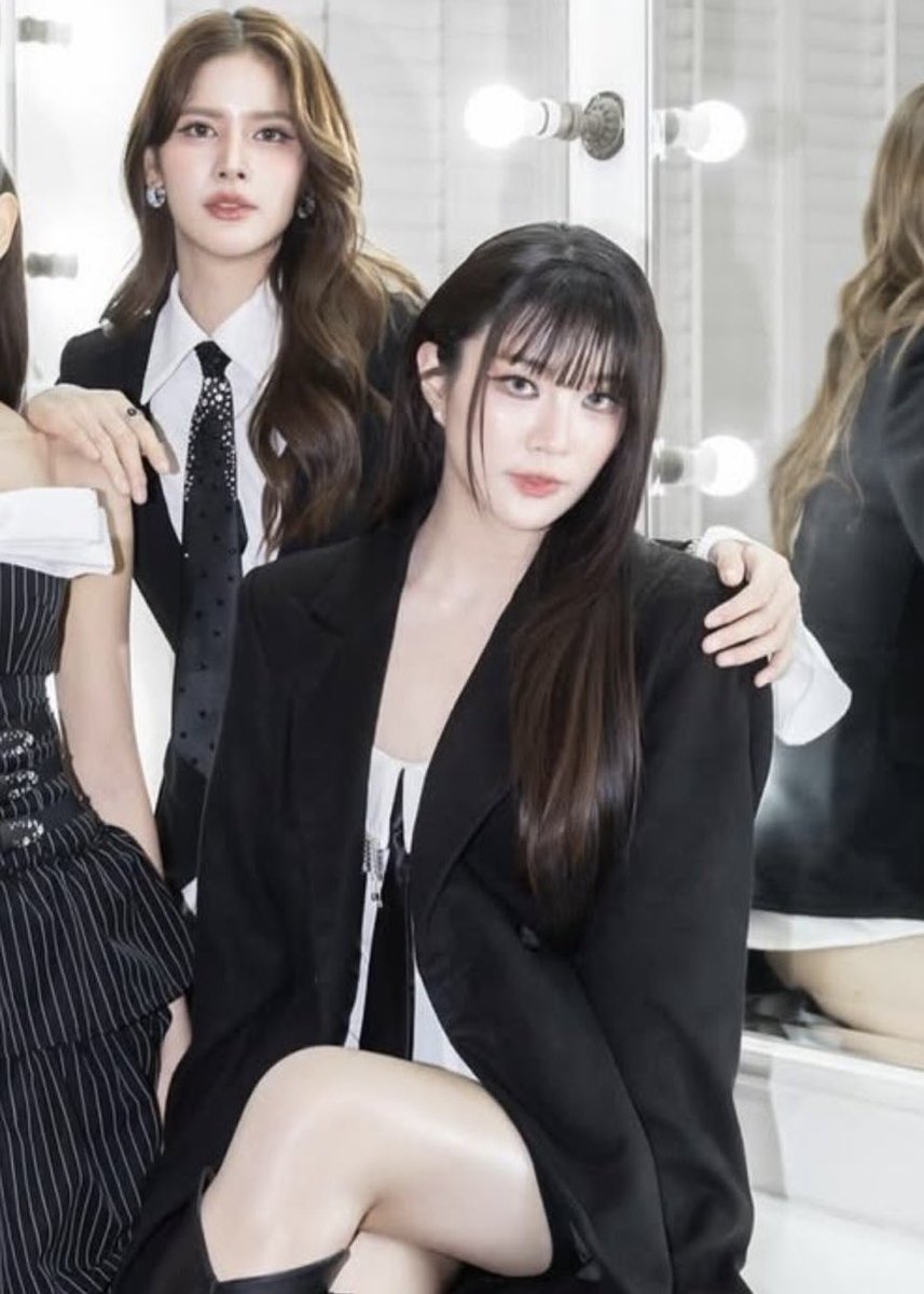 หุกกะชุก* tweet media