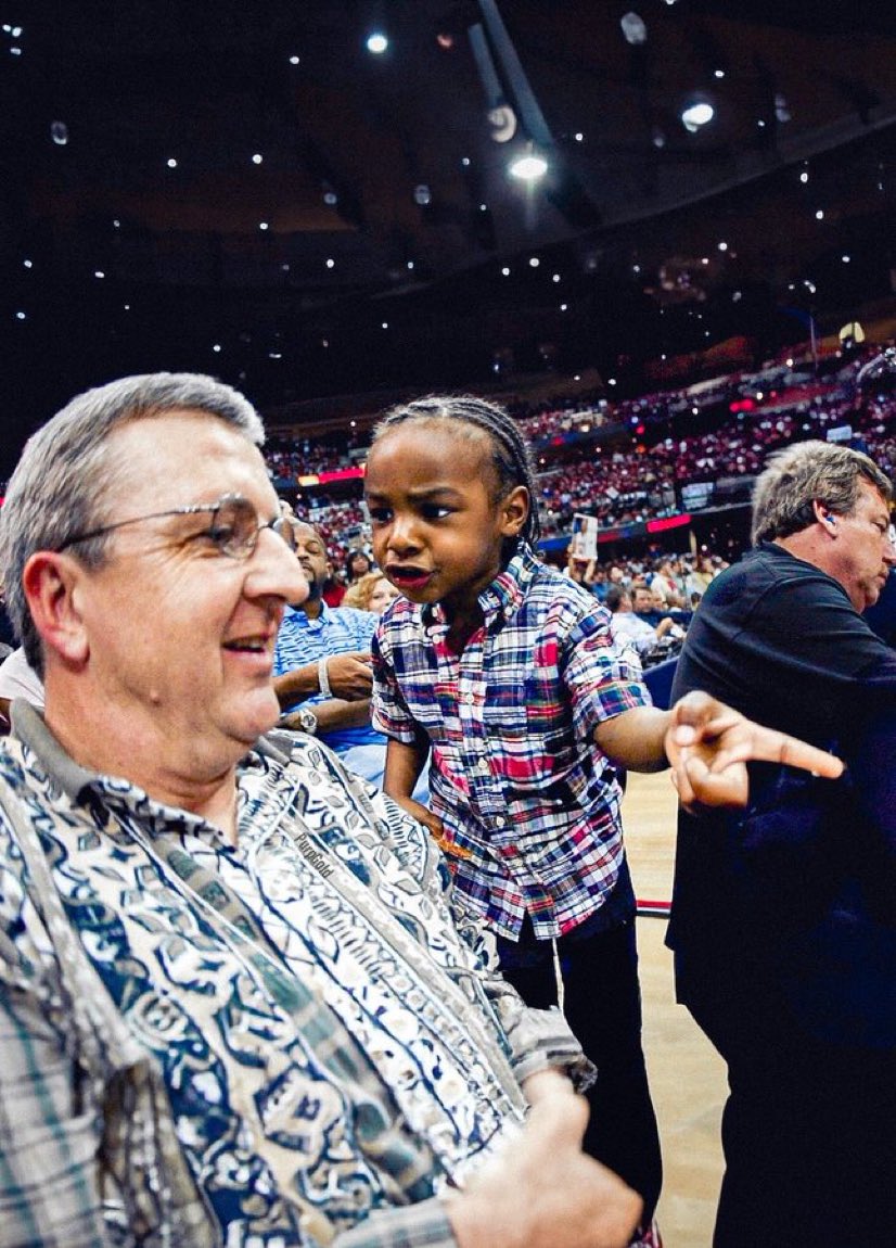 <a href="/RCsWrld/">RCsWorld</a> <a href="/RizzoLakeShow/">RIZZO</a> This kid is now up 3-0 against Kevin Durants Houston Rockets