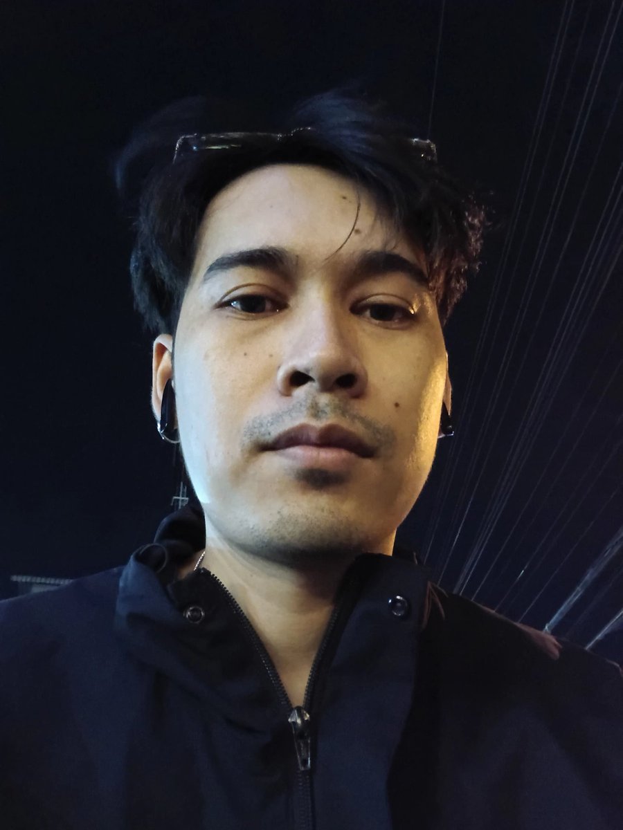 Sd tweet media