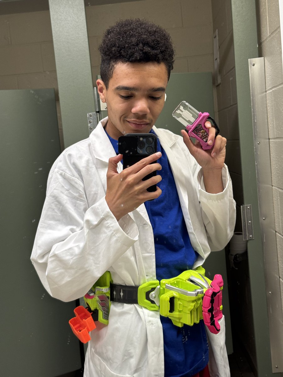 Xavier L tweet media