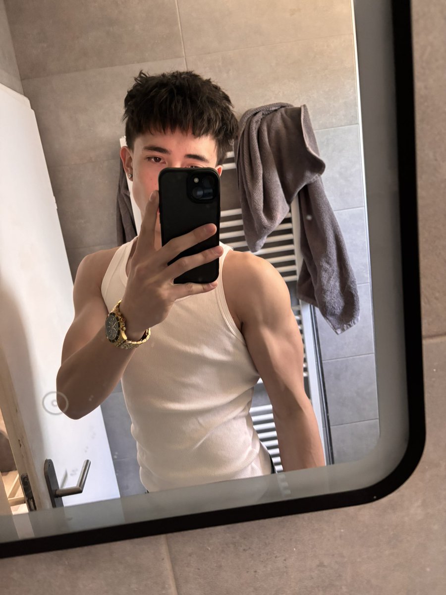 CsmpCarlito's tweet photo. New content on OF today - check out my linkthree https://t.co/pIMwTMpE3Y