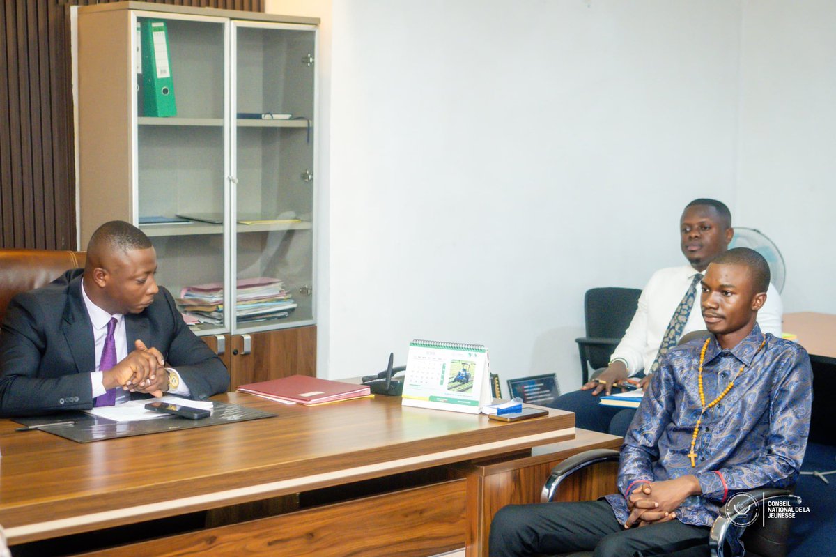 KonsoJean's tweet photo. 🇨🇩Kinshasa | J’ai accompagné Mme Pascaline Mwenge, VP CPJ Haut-Katanga, en audience auprès de Claude Mbuyi, Président du CNJ .

Échanges sur la coordination des structures de jeunesse en province.

La 4e édition de la CJE2026 prévue du 03–05 juin, à Lubumbashi également abordée. https://t.co/AAD858yN4a