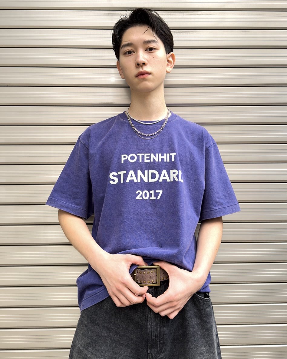 POTENHIT_'s tweet photo. 4/28(Tue)21:00 Drop

フェード加工で仕上げたヴィンテージライクなTシャツをはじめ夏の新作5型をリリース。

🔻詳しくはこちら
https://t.co/6uEjOHQAPX https://t.co/6T9IowMR28