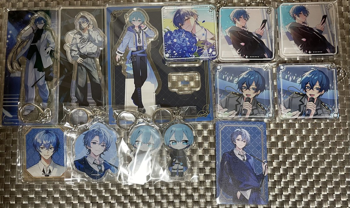nu__sho's tweet photo. #めろぱかグッズ交換 
 #めろぱかグッズ買取 

【譲】画像（ツリーに続きます）
【求】Pay×2

ALTに希望額記載しております。お値下げ可能ですが条件良い方優先になります https://t.co/HjJHK9Vbrz