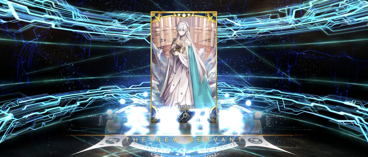 白亜のように白い肌、床を照らすほど長く流れる銀髪、これがフランチェスカ・プレラーティだな！
僕はFate/strangeFake を見てきたから詳しいんだ！