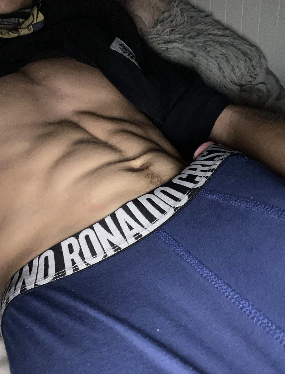 wtormaster's tweet image. Czekam na danine kundle🐶😈
#findomgod #cash #alpha #male #findompolska #soles #rt #gay #nsfwtwtًً #blik