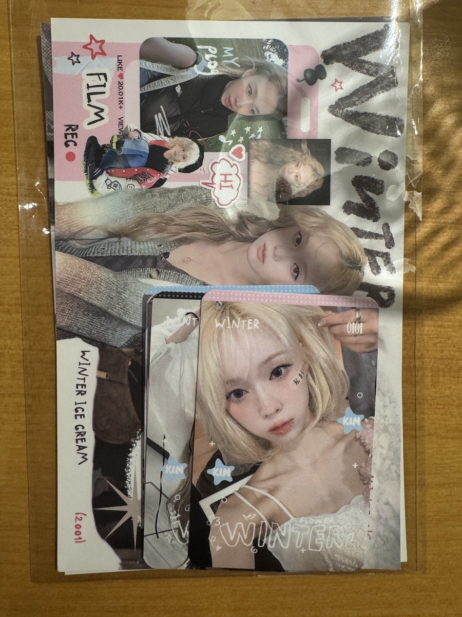 deuce_em's tweet photo. 1日目しゅっ！爆デカい声出してたらとなりのお姉さんにウィンターのソンムルのなんかもらって神 https://t.co/V5QKHhhcpM