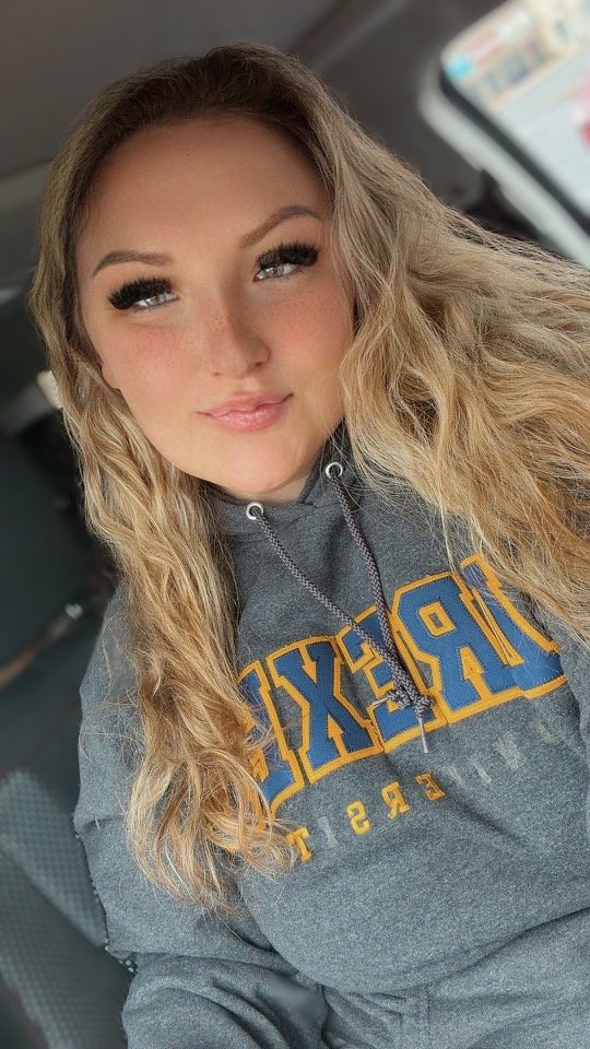 katie 🤠🧡🐮 tweet media