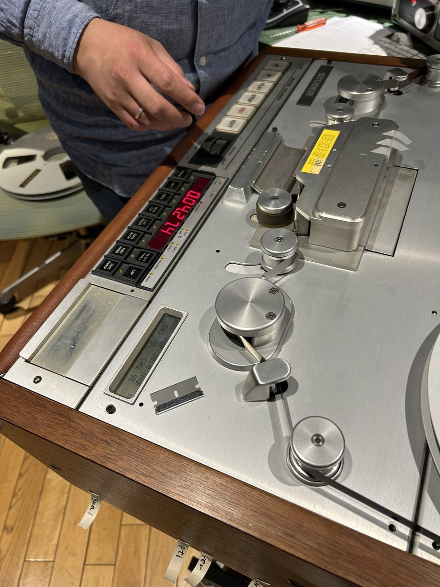 吉野弘志 tweet media