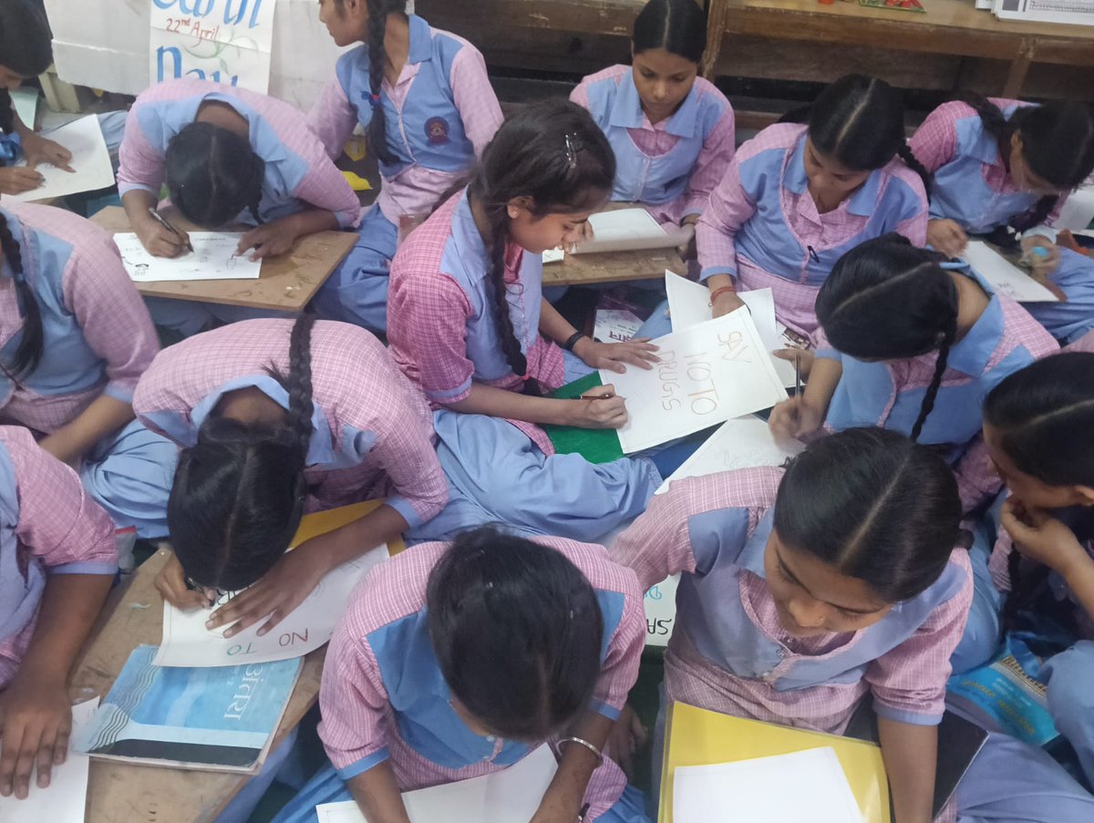 GGSS School, Block-27, Trilokpuri tweet media