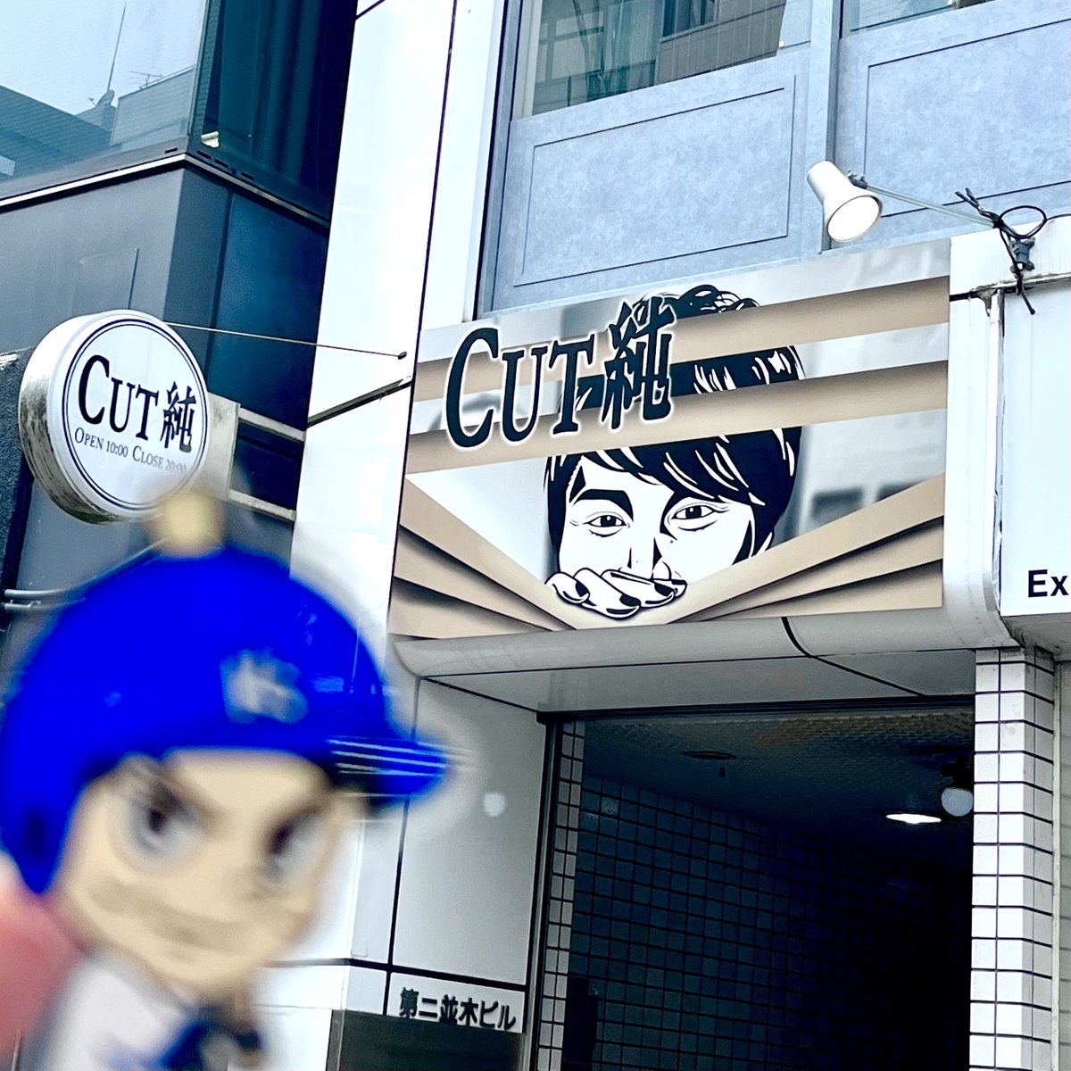 のヨ tweet media