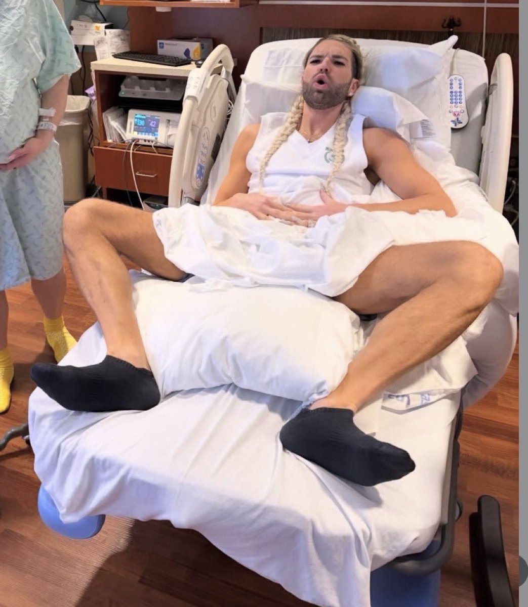 Benonwine tweet media